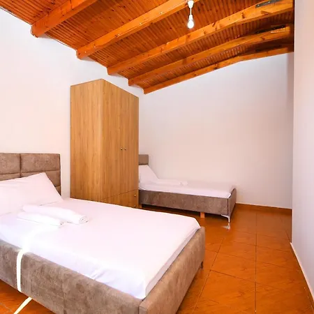 Seascape Villa *